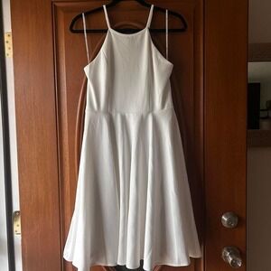Women's Lulu dress white size medium rehearsal, wedding, formal‎